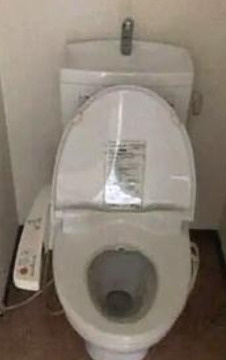 Ｇｒａｃｅ　Ｃｏｕｒｔ　Ｕｅｎｏのトイレ