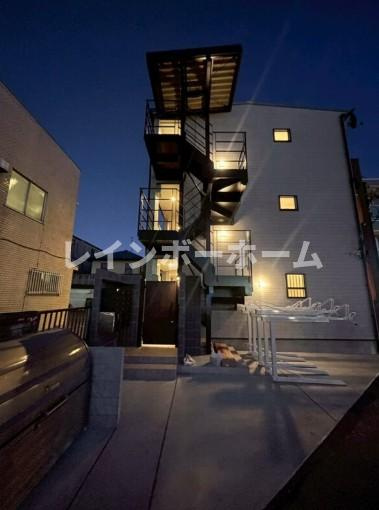 船橋市本郷町のアパート