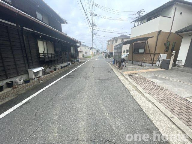 明石市二見町西二見 中古戸建の前面道路含む現地写真|◆前面道路 幅員5.4m、間口6.57m！車の出し入れもスムーズです！
◆【onehome専任物件】売主様→当社→お客様の関係でご内覧～商談までスムーズです!!