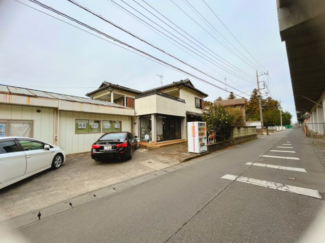 小山市羽川、事務所、作業所付き中古住宅の外観