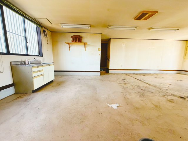 小山市羽川、事務所、作業所付き中古住宅の内装