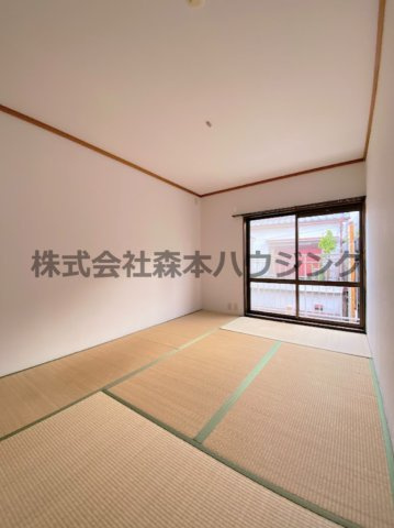 【和室】 | 　シティハイムモンレブ | 畳の上でゆっくりとくつろげる和室です