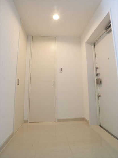 【玄関】 | エイリックタウン箱崎公園ファミリア ＥＡＳＴ | 玄関は家の顔ですから、綺麗に整頓出来る収納は必須ですよね