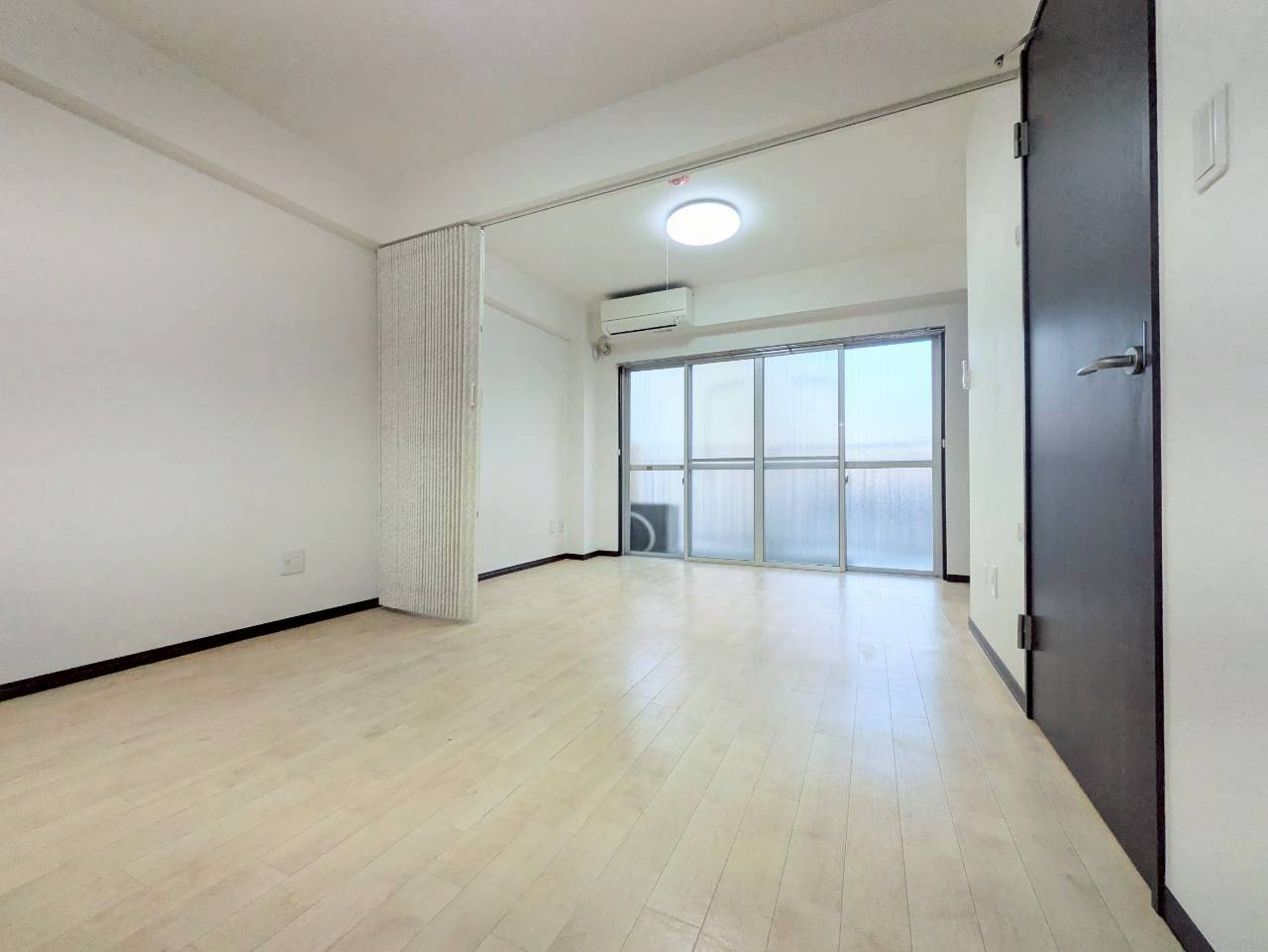 コーポ清川の居間・リビング