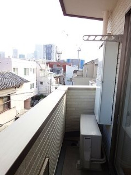 リラッサNのバルコニー