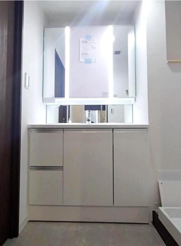 鶴見東パークホームズ【仲介手数料無料】の独立洗面台