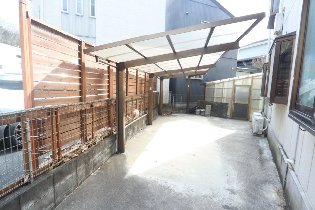 ハイタウンＡ棟のロビー