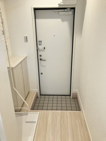 アクシスコート小岩の玄関