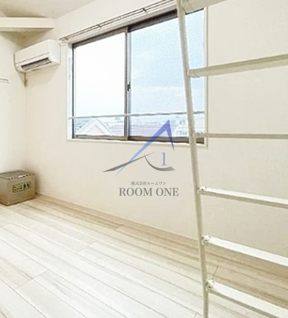 クラヴィエ上町の居間・リビング|洋室のお部屋です。