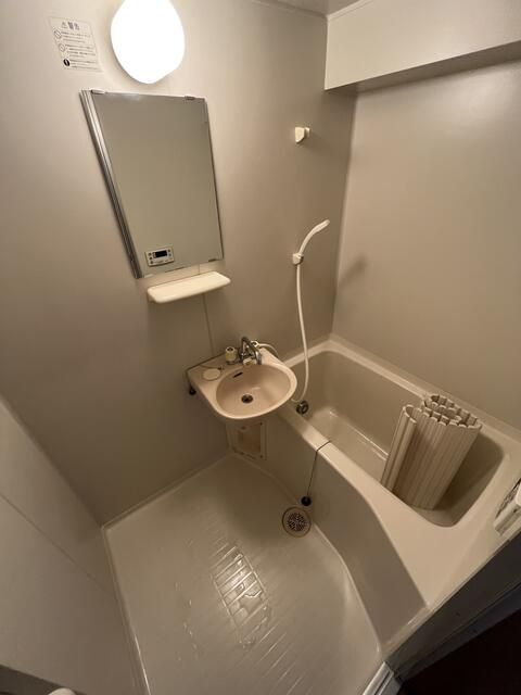 第１０笠原ビルの浴室