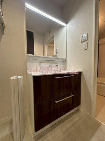 ラ・ルーチェ 東櫛原の洗面所|広い洗面スペース