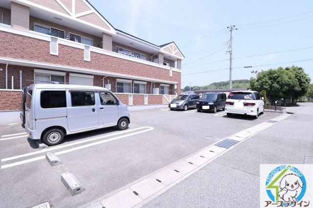 リフティ白水の駐車場