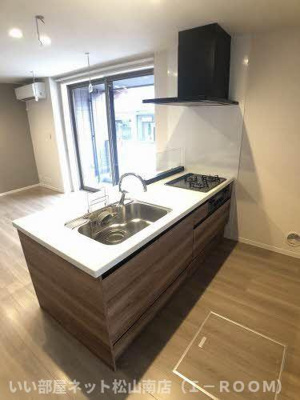 【キッチン】 | ヴィステリオ プレミア