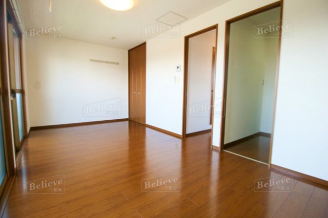 カーサオークマの居間・リビング|広い洋室★