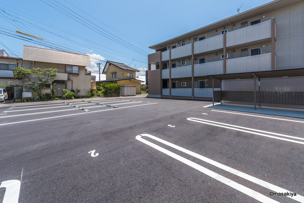 プリエ・ボヌールの駐車場|駐車場