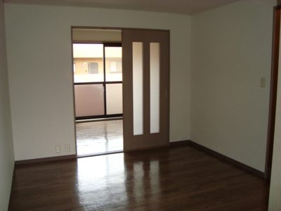 【居間・リビング】 | ベルメゾン菰口A | リビング（イメージ）