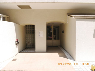 【エントランス】 | 清廉とされたエントランスになっています。