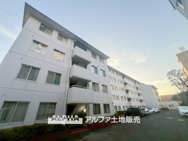 国分寺ハウスの外観|【Cozy verdant retreat】
◆休日は◆仕事から切り離された家族の為だけの場所でゆっくりくつろぎたい。