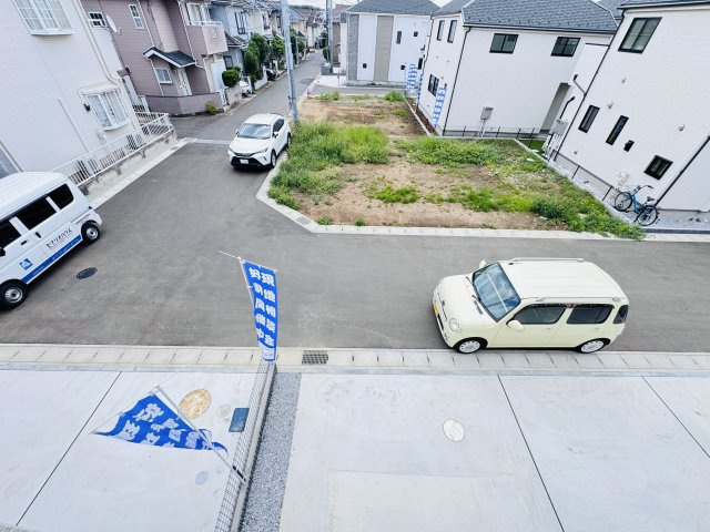松戸市栗ケ沢新築戸建【栗ケ沢小学校：10分】の展望|バルコニーより道路側眺望・南道路で日当たり良好♪