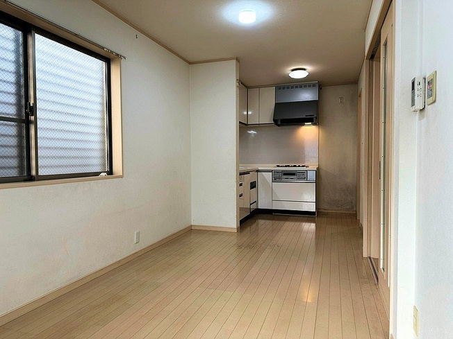 【居間・リビング】 | 山科区音羽乙出町　中古戸建