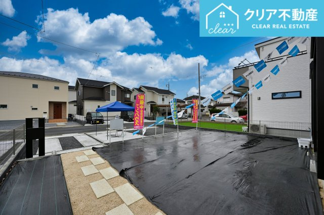 【庭】 | 館林市西高根町　いろどりアイタウン　全４棟 | 広々としたお庭でバーベキューやガーデニングも楽しめます♪