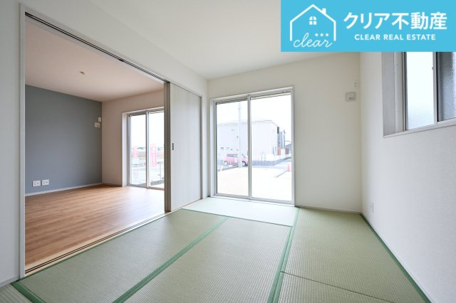 【和室】 | 館林市西高根町　いろどりアイタウン　全４棟 | 一部屋は欲しい和室！ごろっと寝転がってお昼寝もできます♪