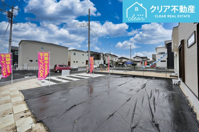 【庭】 | 館林市西高根町　いろどりアイタウン　全４棟 | 広々としたお庭でバーベキューやガーデニングも楽しめます♪