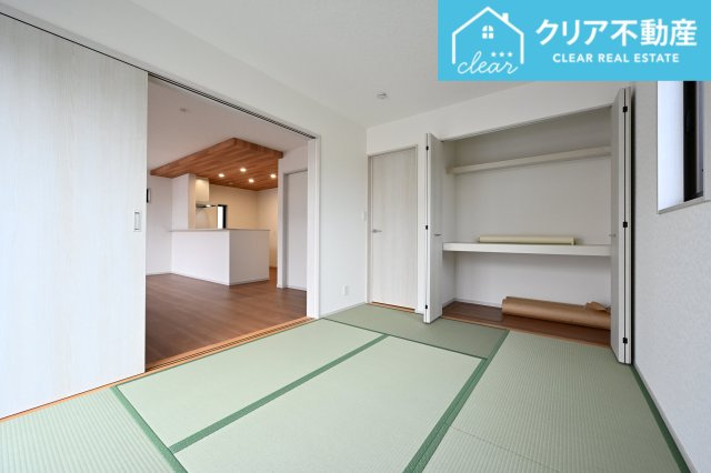 【和室】 | 館林市西高根町　いろどりアイタウン　全４棟 | 一部屋は欲しい和室！ごろっと寝転がってお昼寝もできます♪