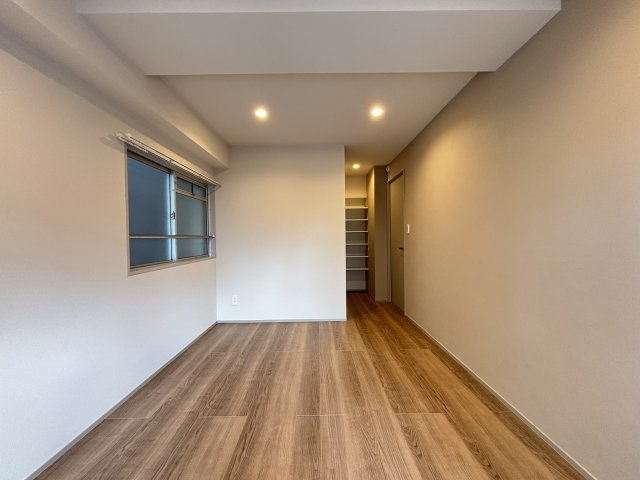 マンションヴィップ柳橋の洋室