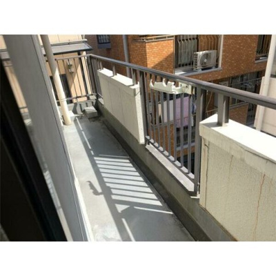 【バルコニー】 | エルベコート高槻