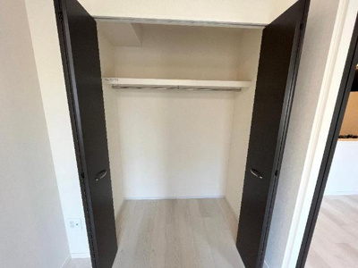 【収納】 | ラ・ルーチェⅡ | クローゼット（イメージ）