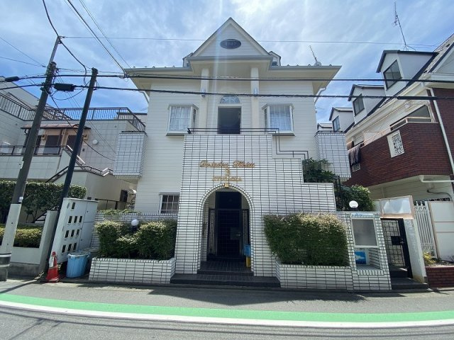 フリーデンハイム３自由ヶ丘の外観