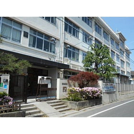 グランデュール千鳥の周辺|中学校「大田区立大森第七中学校まで958ｍ」