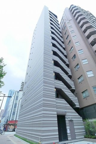 PREMIUM CUBE 池袋要町の外観
