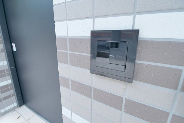 PREMIUM CUBE 池袋要町の外観