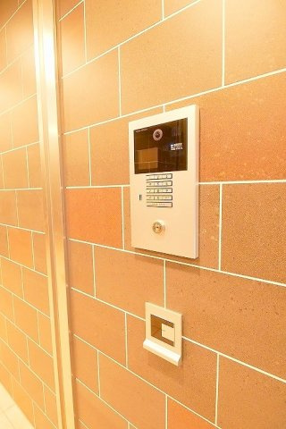 PREMIUM CUBE 池袋要町の外観