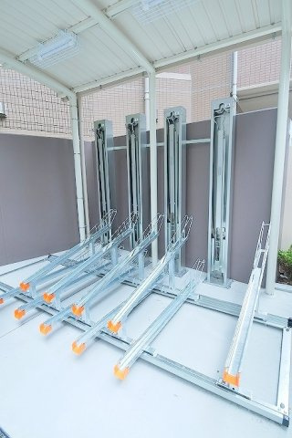 PREMIUM CUBE 池袋要町の外観