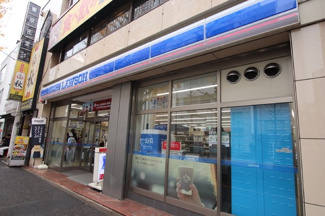 ローソン神田神保町白山通り店まで120m