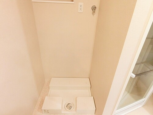 シティトリエ京橋のその他|室内洗濯機置場　※2023年8月撮影