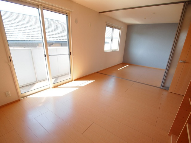 デラッセ真美ヶ丘の居間・リビング