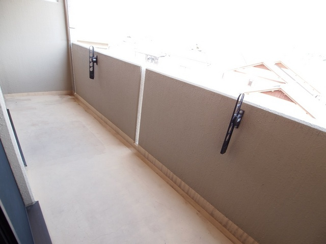 エスポワール三郷のバルコニー