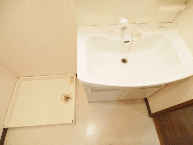 エスポワール三郷の洗面所
