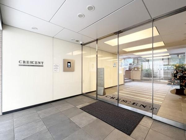 【エントランス】 | クレッセント高津レジデンス | 管理が行き届いて、きれいなエントランスです！