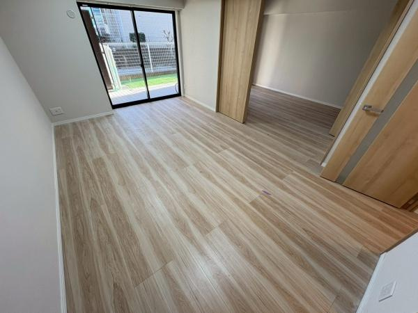 【居間・リビング】 | ジェム草加ガーデニア | ●LDK12.2帖●