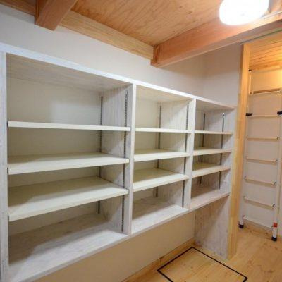 【収納】 | 西伯郡伯耆町長山　戸建