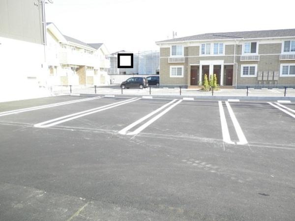 コンフォルタの駐車場