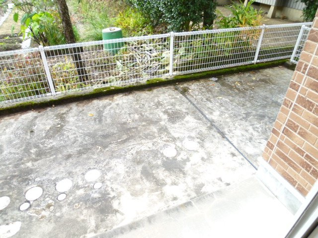 メゾン　ファミーユⅠＡの庭|お庭で自由な時間を過ごせます