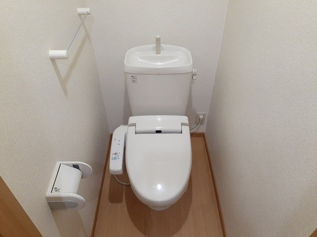 メゾン　ファミーユⅠＡのトイレ|シンプルで使いやすいトイレです