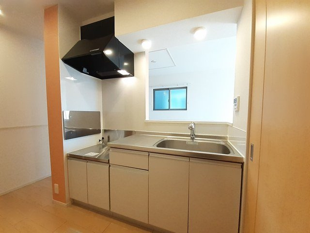 Ｐｏ　Ｐｏ　華のキッチン|キッチンでお料理をお楽しみください