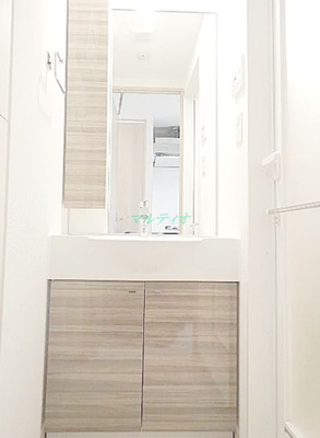 【洗面所】 | グランド・ガーラ大島 | 洗面台